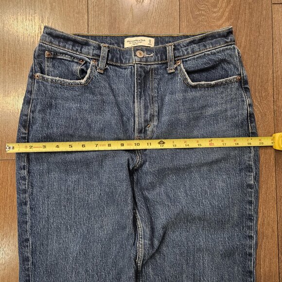 Abercrombie & Fitch Women's Blue Vintage Straight Leg High Rise Sz 29 / 8 Short - Picture 9 of 14